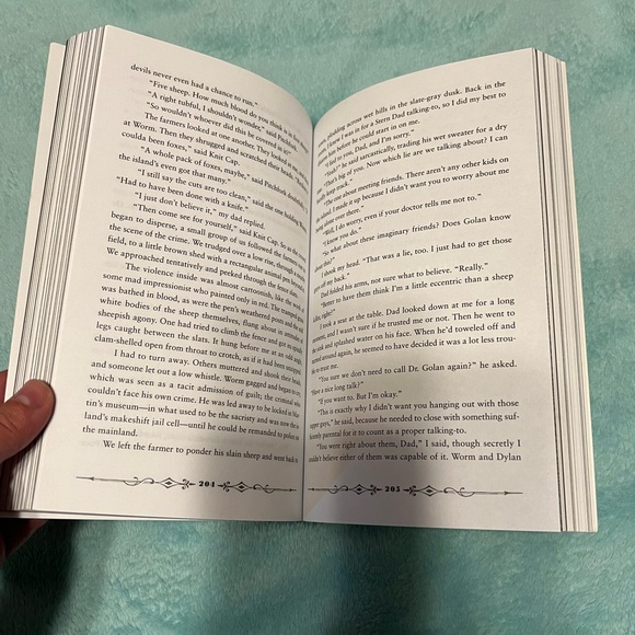 Miss Peregrine’s Home for Peculiar Children Book - Picture 3 of 5